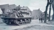 A-04-01-00606-Leeuwarderweg-20222414-Canadezen-Tank-Douwe-Jan-Joustra.webp A-04-01-00606-Leeuwarderweg-20222414-Canadezen-Tank-Douwe-Jan-Joustra.webp