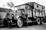 B-ssing_NAG_III_GL_6_Kfz_79_mit_Fahrern_HE.webp B-ssing_NAG_III_GL_6_Kfz_79_mit_Fahrern_HE.webp