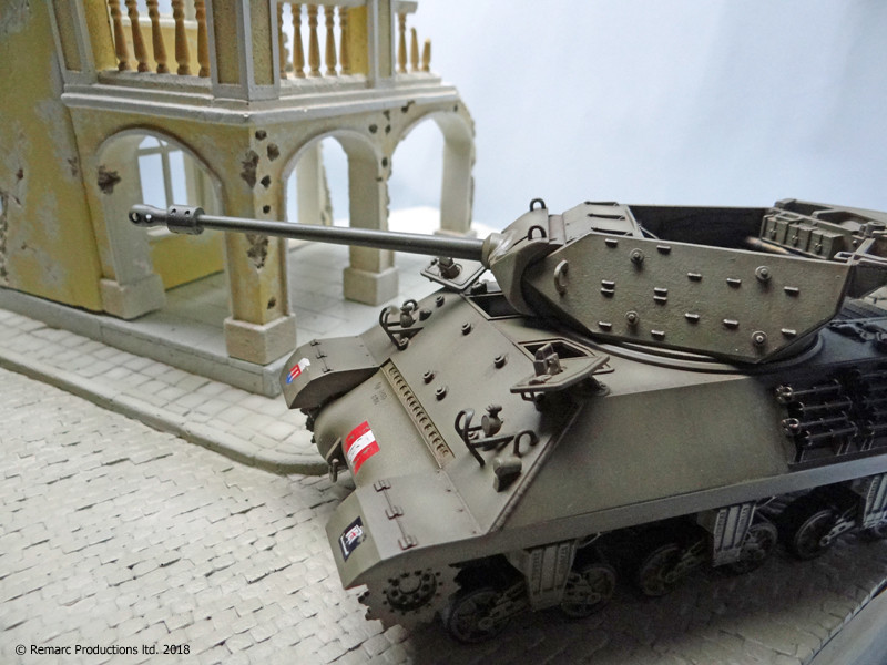 eas7Pz.jpg