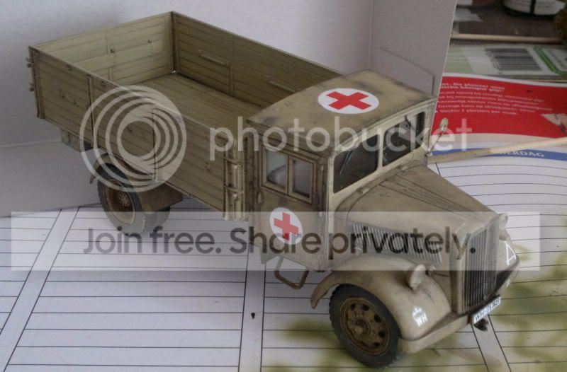 M701Amb007.jpg
