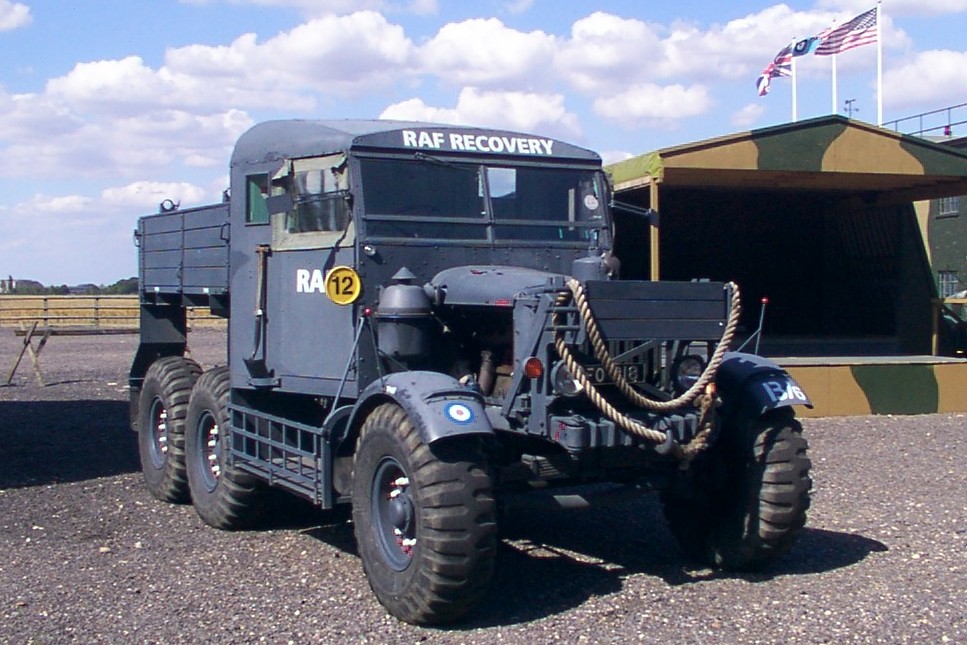 Scammell-Pioneer-YFO818.jpg