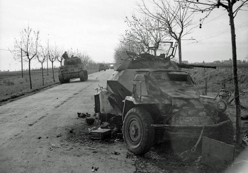 sdkfz-222.jpg