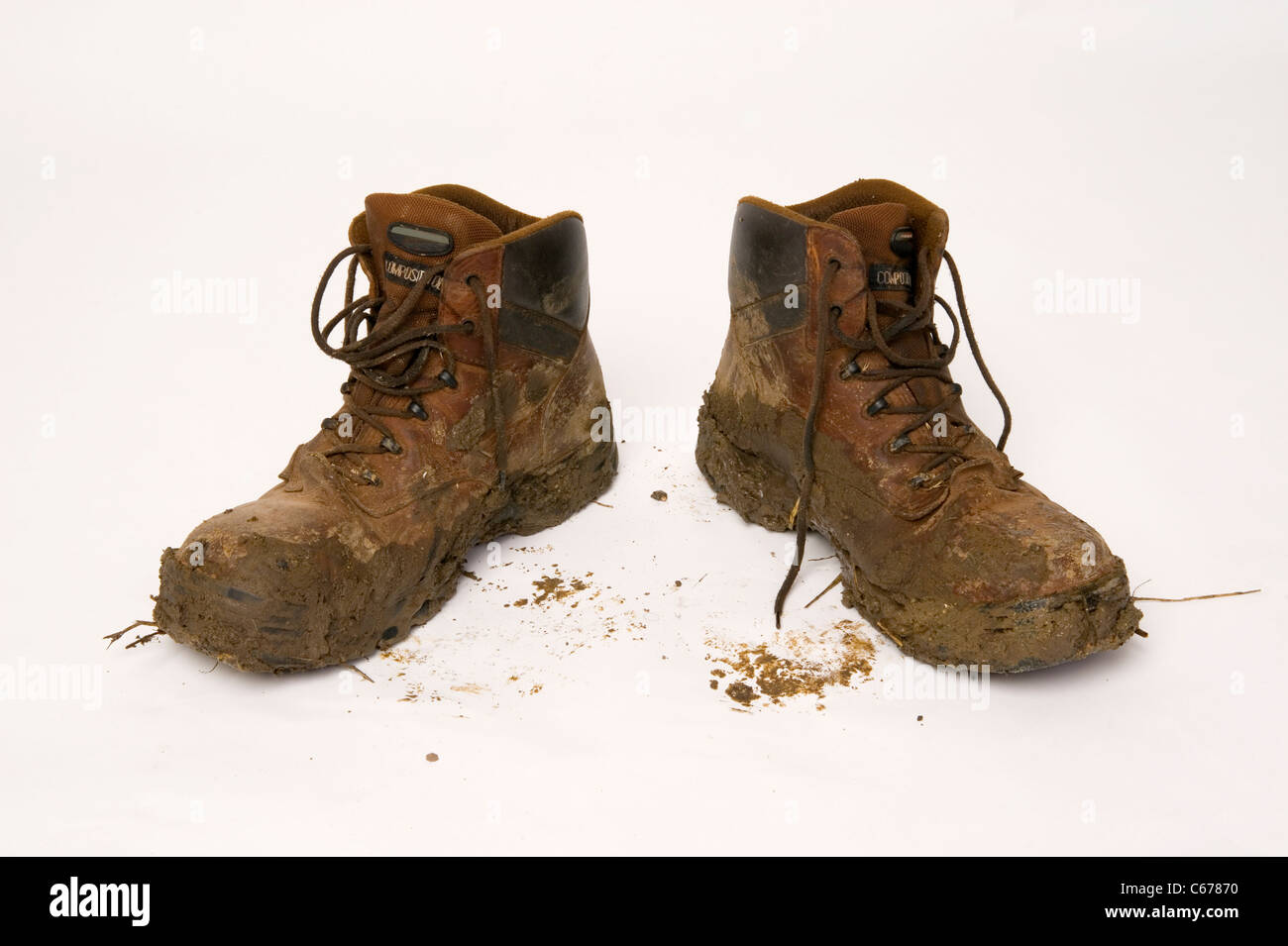 muddy-work-boots-C67870.jpg