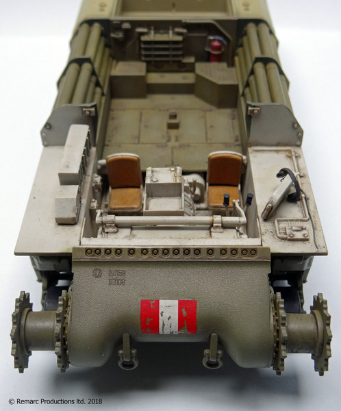 eiv114.jpg