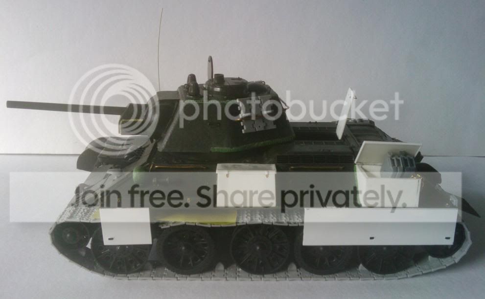 2T34-L.jpg