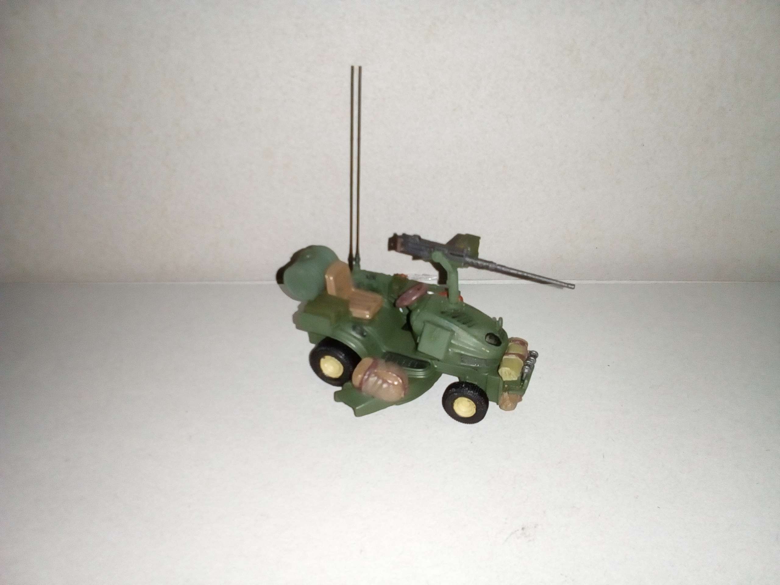 bg3MF6.jpg