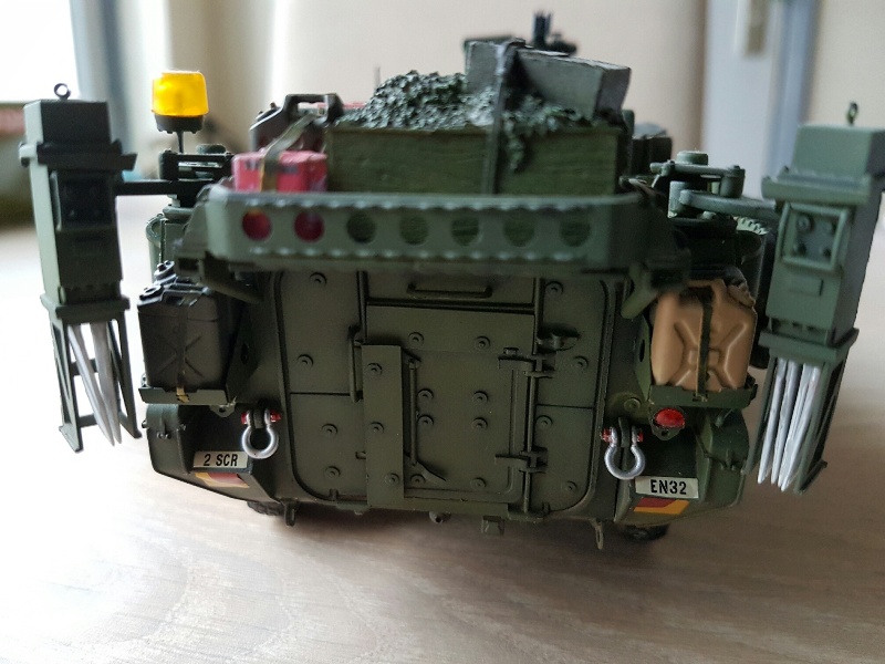 dozers006.jpg
