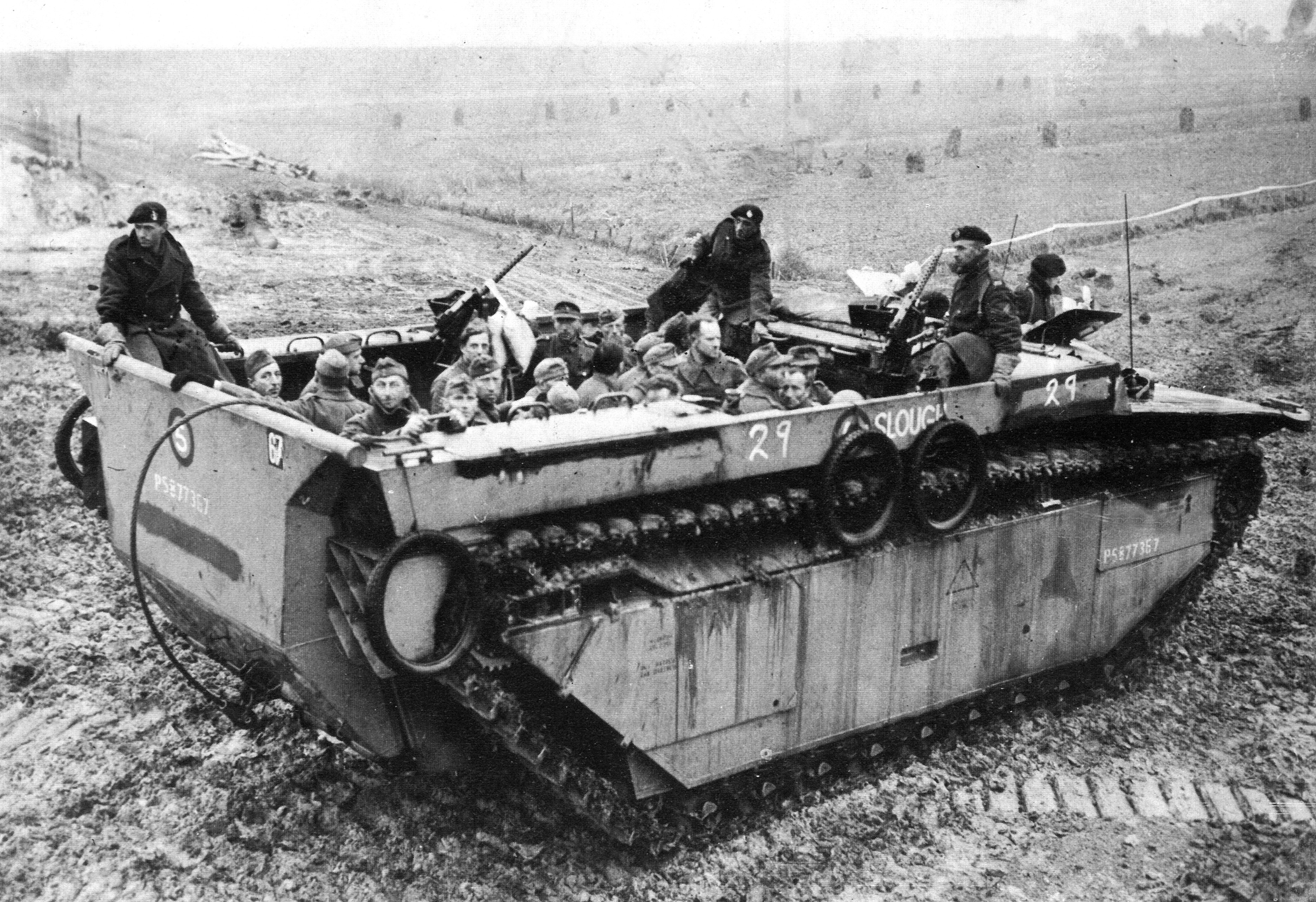 LPLqU90.jpg