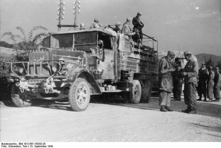 3083f66963dfa519cb2ca618ba80ddee--wwii.jpg