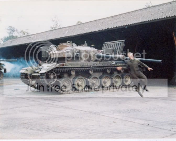 dienst82a.jpg