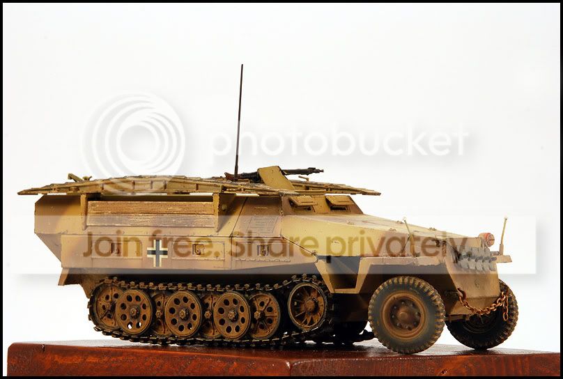 SdKfz_251_7.jpg