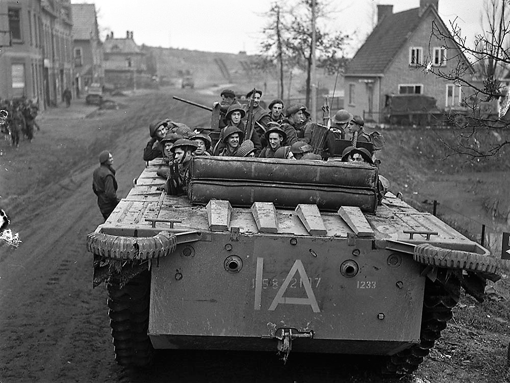 R80yenv.jpg