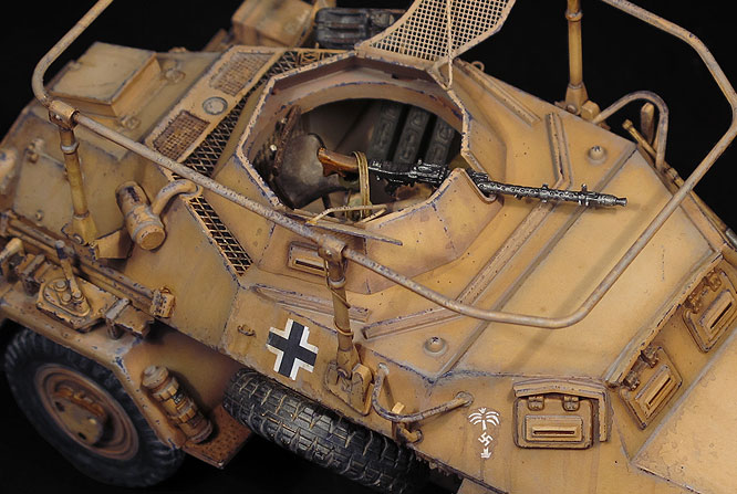 Kfz_223_12.jpg
