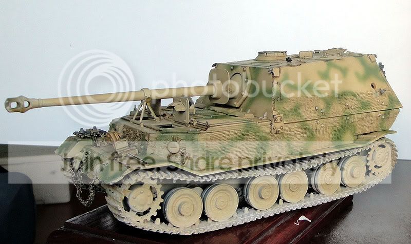 FHele01.jpg